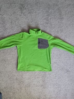 The North Face Bright Green Mens' Half-Zip Fleece with Contrast Pocket